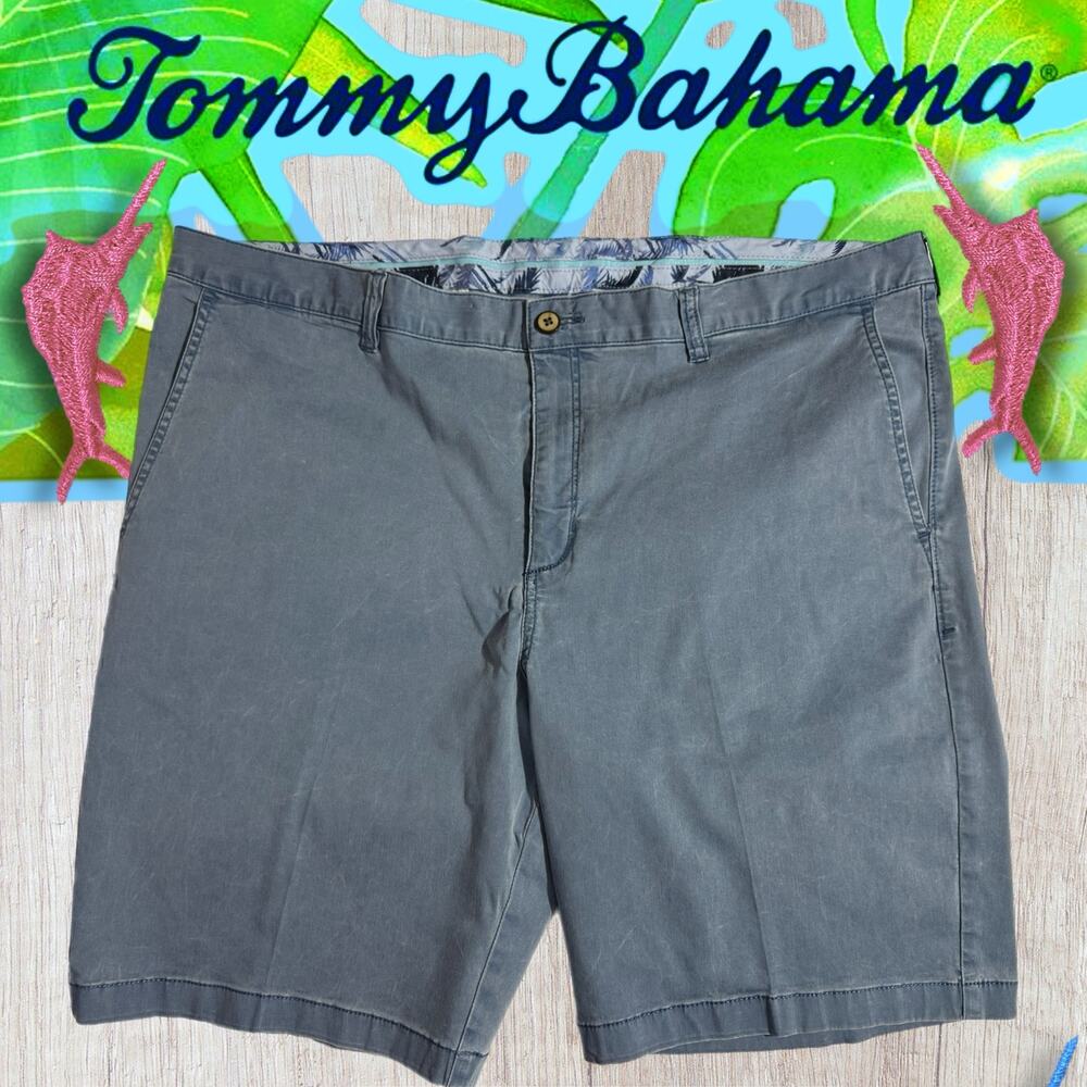 Tommy Bahama Chino blue Shorts Size 44 cotton spendex blend